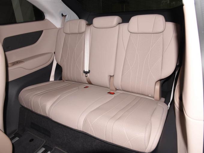 Özel Zeki Teknoloji Yetişkin Kişisel 5 Kapı 7 Koltuklu Xpeng X9 MPV 650Km EV Araç 3