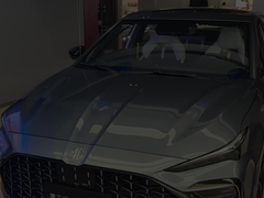 Çinli Hızlı Gemi Turbo 2WD DCT Elektrik MG Araba 7Gears Yakıt MG6 Pro Sedan Yeni Araba