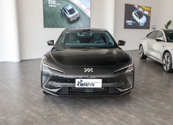 Yüksek Hızlı IM EV Araç Gri IM L7 5 Koltuklu Sedan EV Araç 90kwh