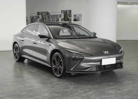 Smart Sport Otomotiv IM Elektrikli Araba IM L7 675Km EV Sedan 2023 Yeni Araba