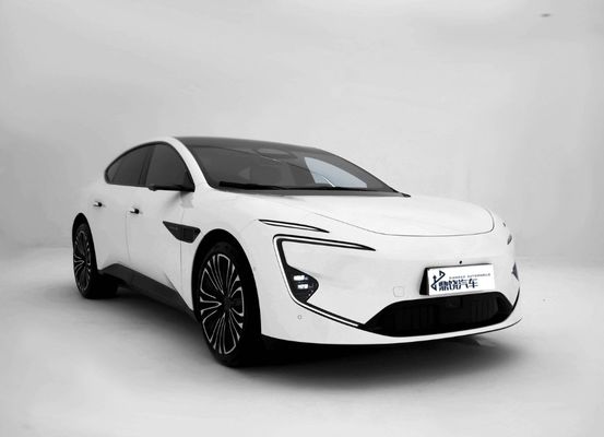 4 Kapılı 5 Koltuklu Avatr Elektrikli Araba Avatr 12 Motoru Akıllı Yeni Enerji Otomobili