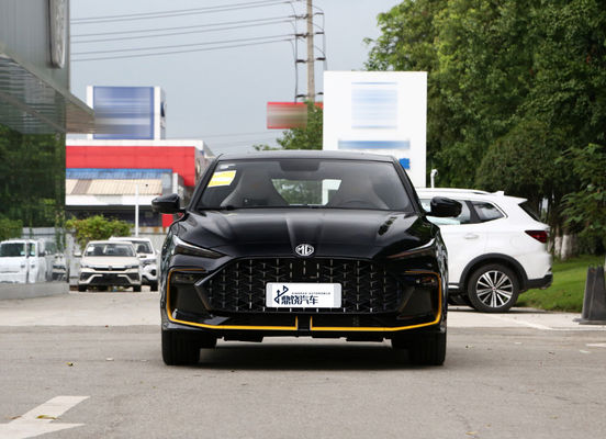 Hatchback kompakt ve şık Elektrikli MG Araba MG6 dış tasarımı sessiz konotasyon Sedan