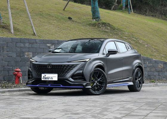 Çin Ucuz 1.5T Chang An EV Changan UNI-T Benzin Petrol Yakıt SUV Araç