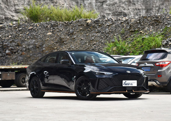 İyi Fiyat Hızlı Gemi Turbo 2WD Chang An EV Changan UNI-V Çin Ucuz DCT Hatchback Sedan Araba