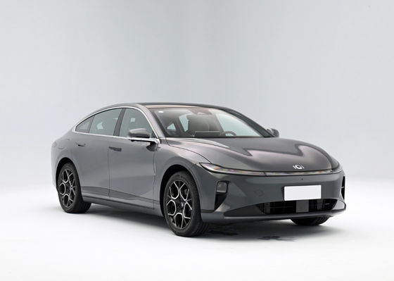 Özelleştirilebilir Moda Chang An EV Changan Qiyuan A07 Sedan Hibrit 1.5T 320Nm Elektrikli Araç Yeni Enerji Aracı