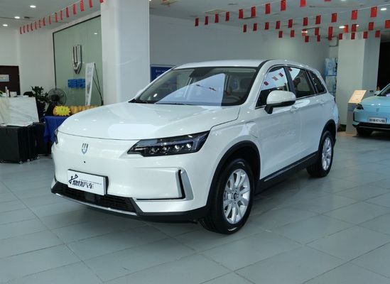 Elektrikli Araç Araç Skywell ET5 Skyworth EV6 5 kişilik SUV Yüksek Hızlı Saf Yeni Enerji Aracı