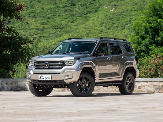 Özelleştirilebilir 5 Koltuklu 2.0T Tank 400 SUV Benzin EV Üçlü Lityum Pilli Petrol Yakıtlı Otomobil